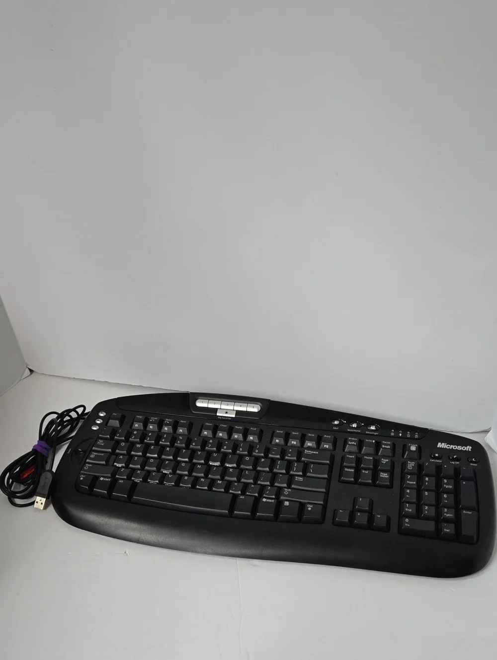 Microsoft USB Wired Digital Media Keyboard 1.0A Model 1031 - Black